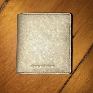 Vineyard Vines Wallet Gold